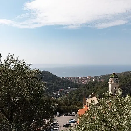 La Roccia Fiorita Con Giardino E Jacuzzi Ferienhaus