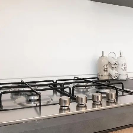 Дом отдыха La Roccia Fiorita Con Giardino E Jacuzzi