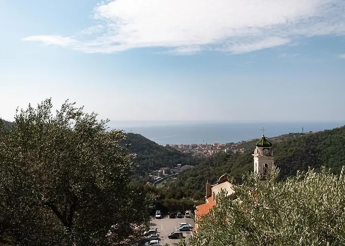 La Roccia Fiorita Con Giardino E Jacuzzi Feriehus
